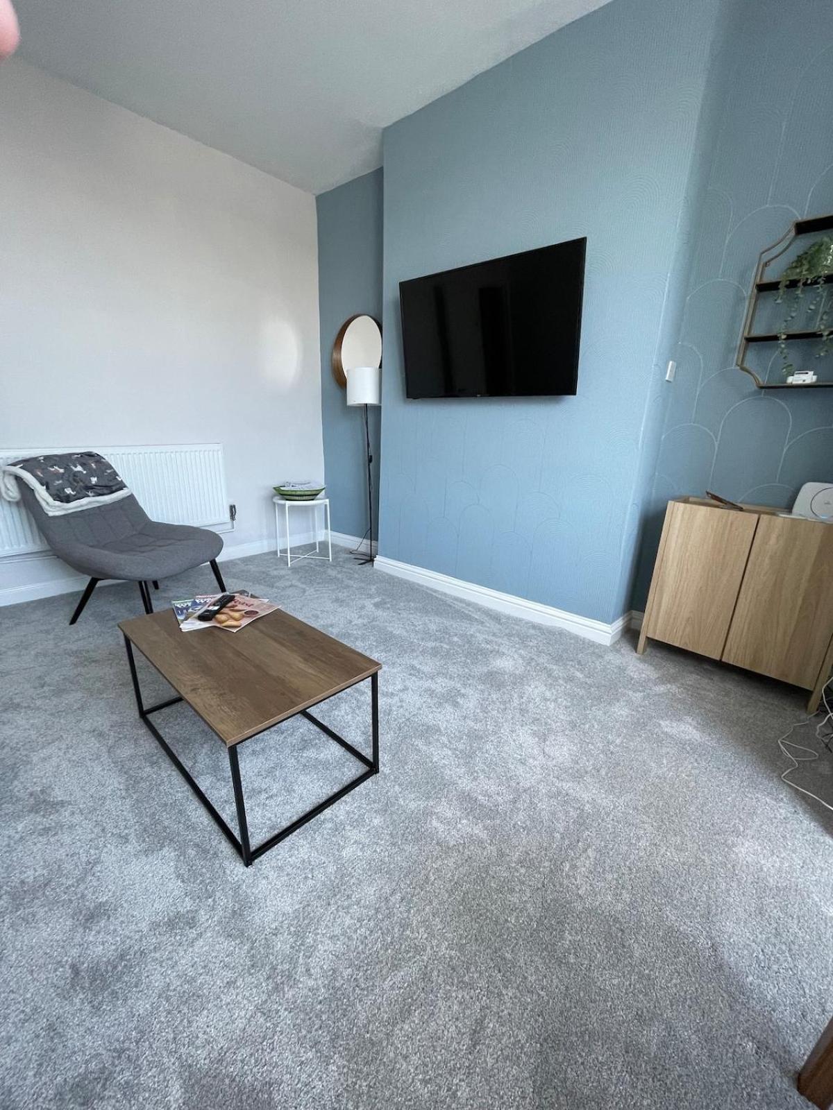Marine View - Dog Friendly Apartment 500Ft From Beach Bridlington Exterior photo